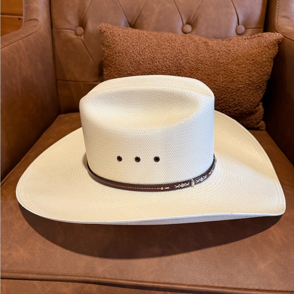 Straw Hat - Resistol cowboy hat